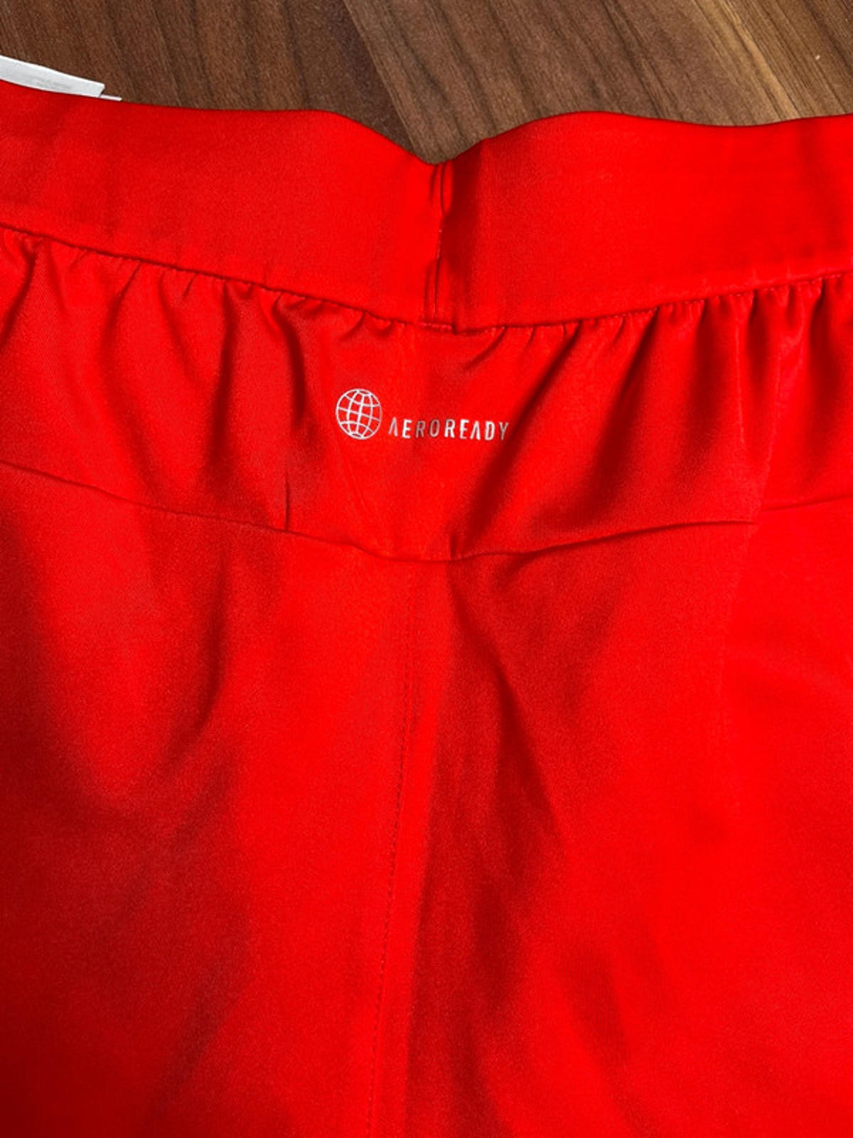 Adidas men rouge Homme training shorts red size L