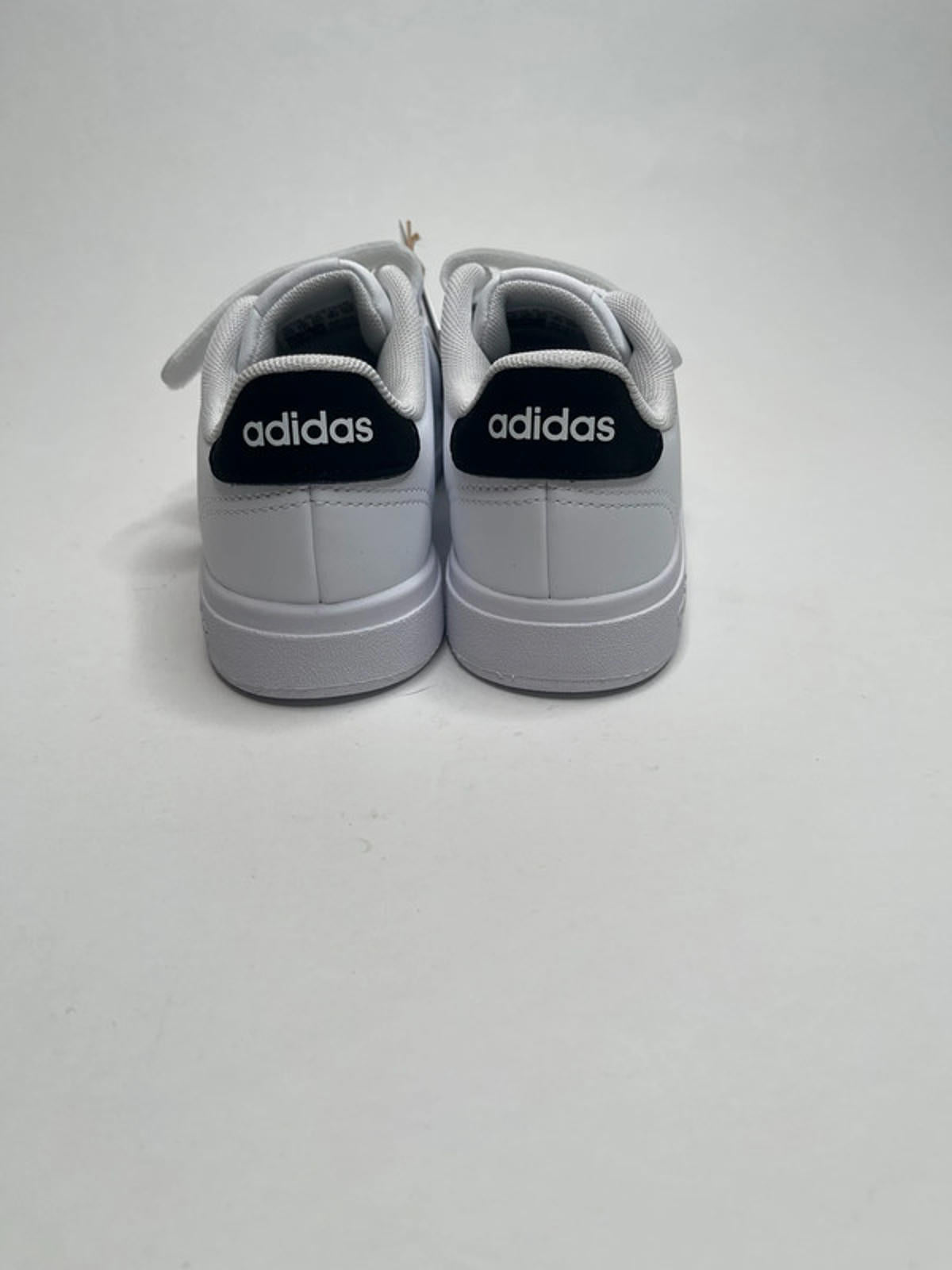 adidas Advantage Base 2.0 Shoes Boys size 12k