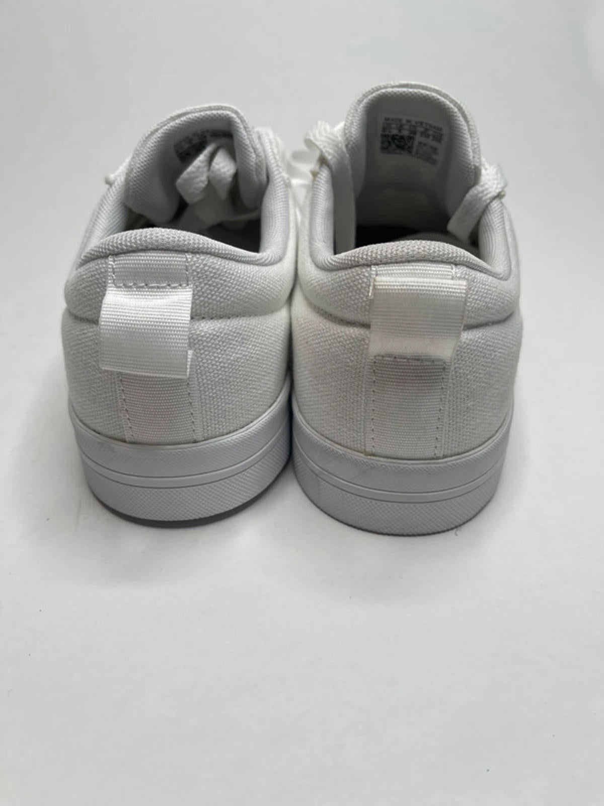 Adidas Bravada women sneaker size 5
