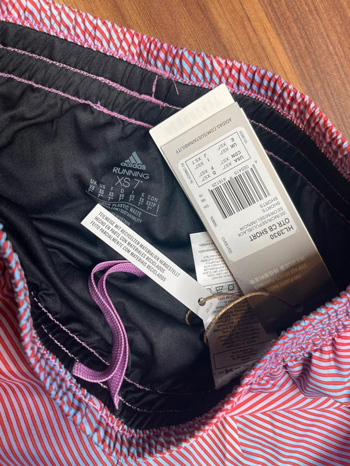 Adidas own the run colorblock shorts men size XS