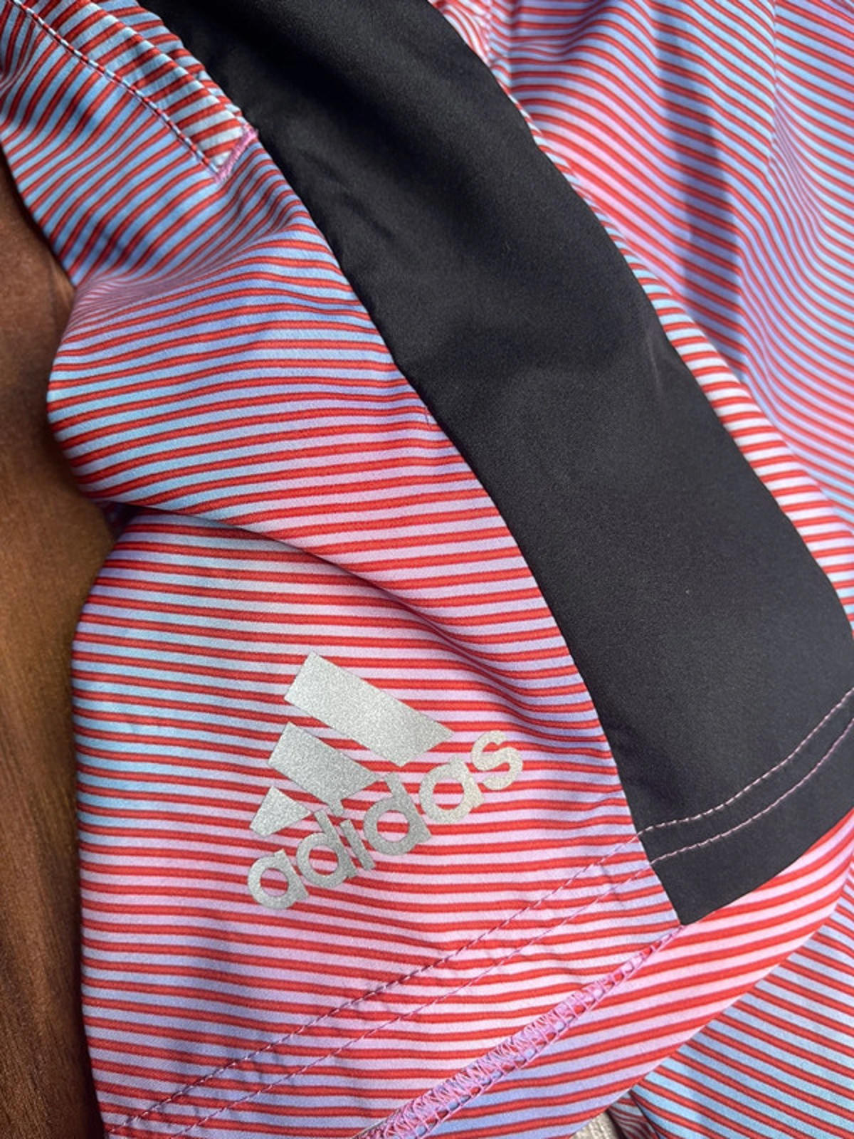 Adidas own the run colorblock shorts men size XS
