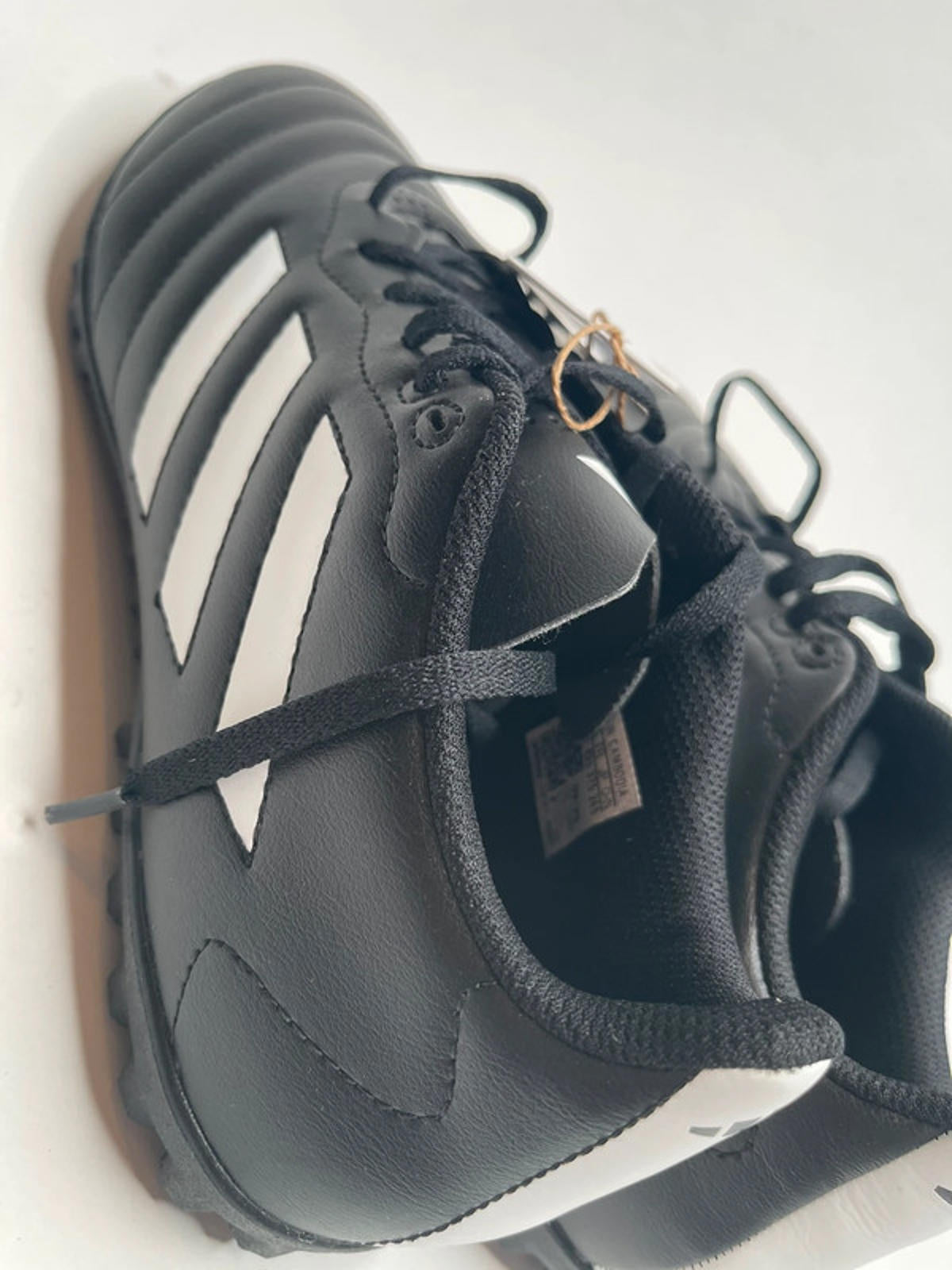 Adidas Goletto VIII Astro Turf Football Boots size 9